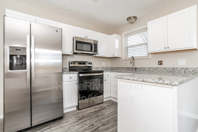 Foto del edificio - 3881 Magnolia Dr