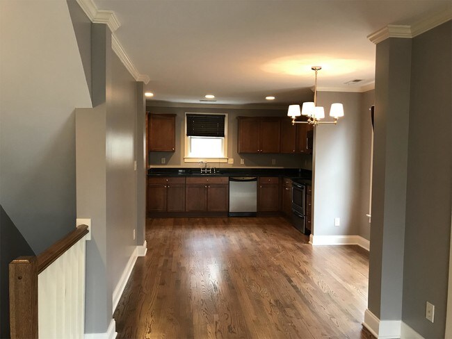 Foto del edificio - 1021 Margaret Brown St