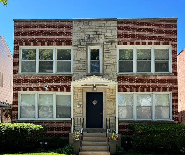 Building Photo - 4835 Hull St