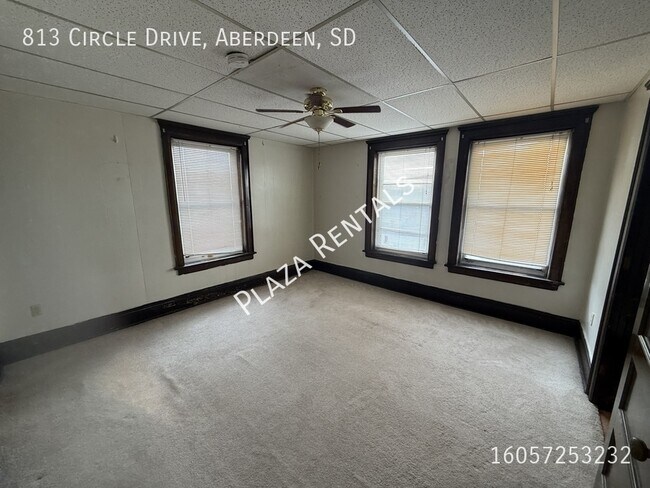 Foto del edificio - 19 7th Ave SE