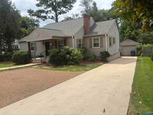 Foto del edificio - 1308 McClung Ave SE
