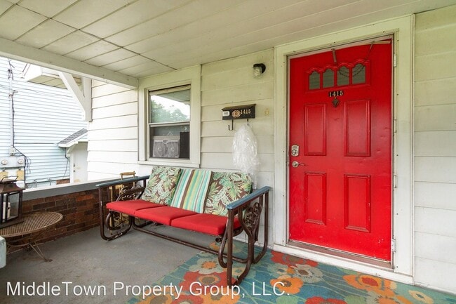 Building Photo - 3 br, 1 bath House - 1415 W Jackson St.