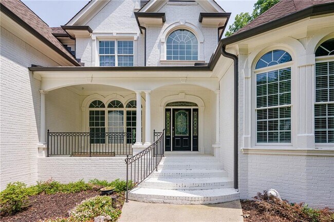 Building Photo - 105 Chablis Ct