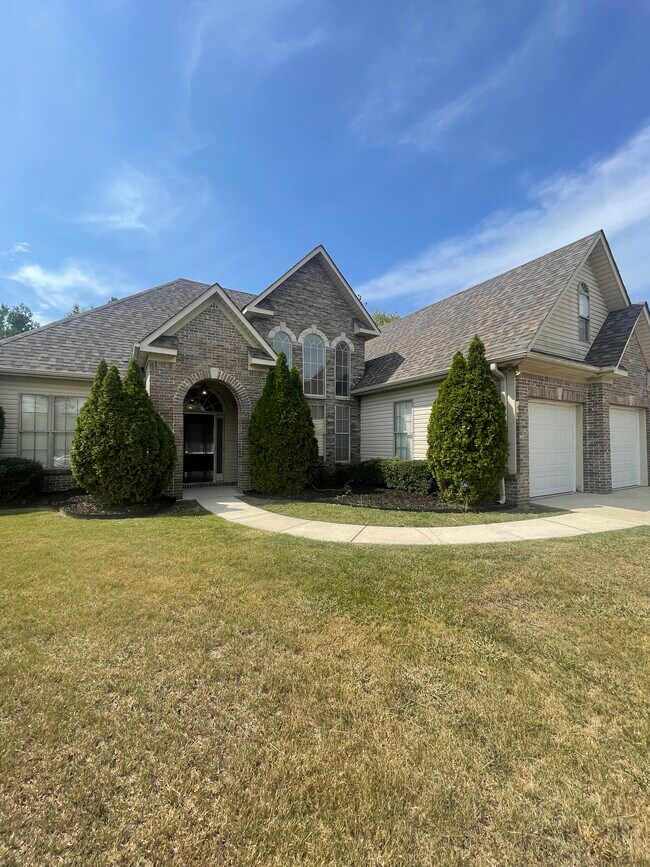 Building Photo - 237 Camden Lake Dr