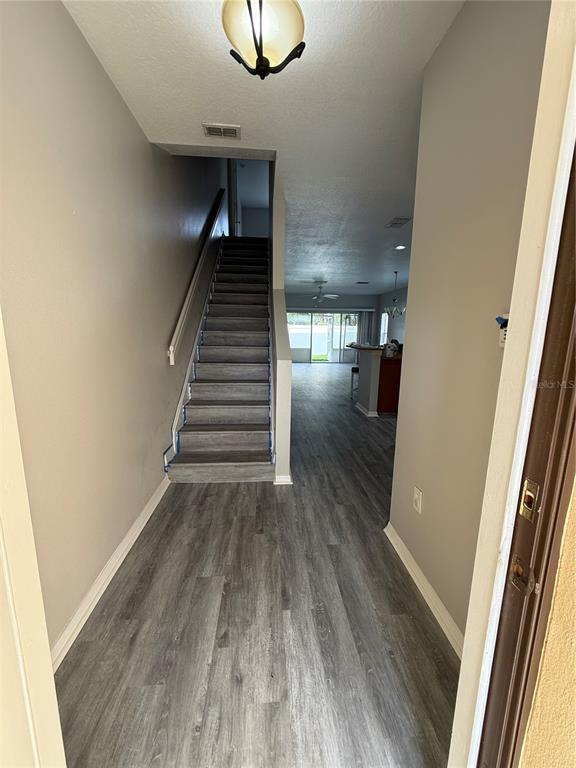 Foto del edificio - 20460 Needletree Dr