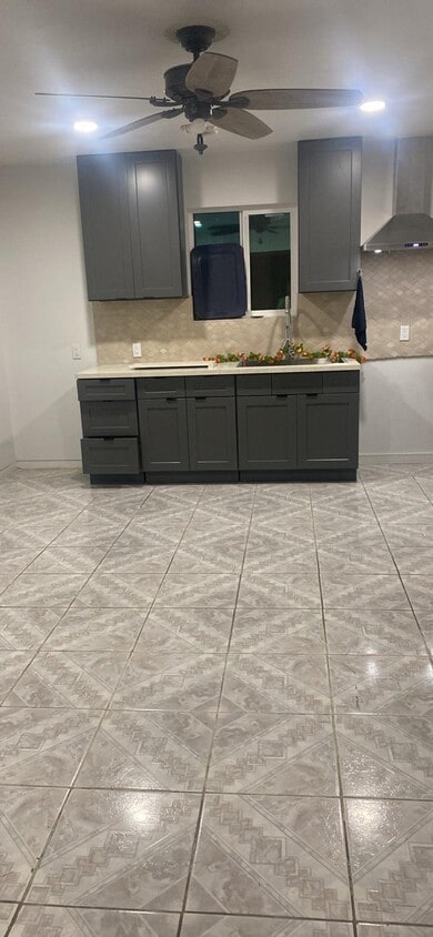 Foto principal - 11057 Wright Rd