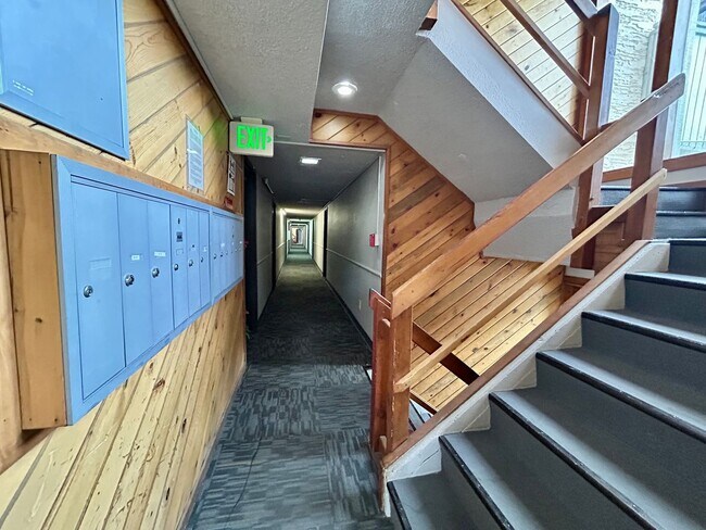 Foto del edificio - One Bedroom Condo Available For Rent in Bo...
