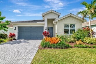 Building Photo - 12756 SW Clear Water Way