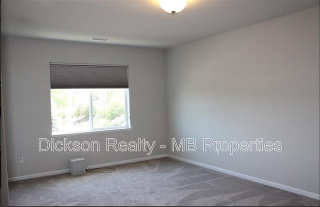 Building Photo - 770 Sarcinella Ct