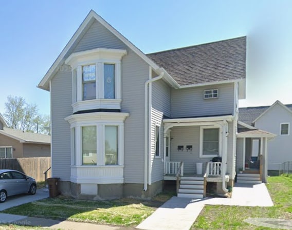 Building Photo - 1008 Pearl St