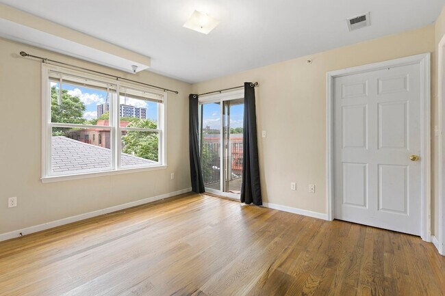 Foto del edificio - 304 49th St