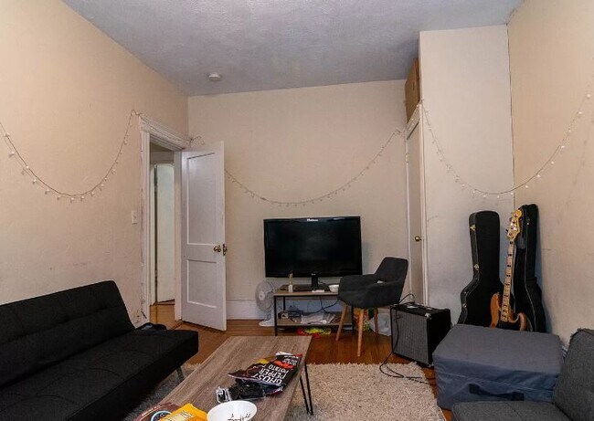 Building Photo - 369 Huntington Ave