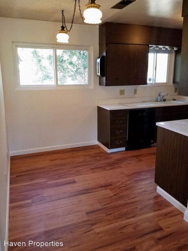 Building Photo - 3 br, 1 bath House - 1774 Pereira Dr.