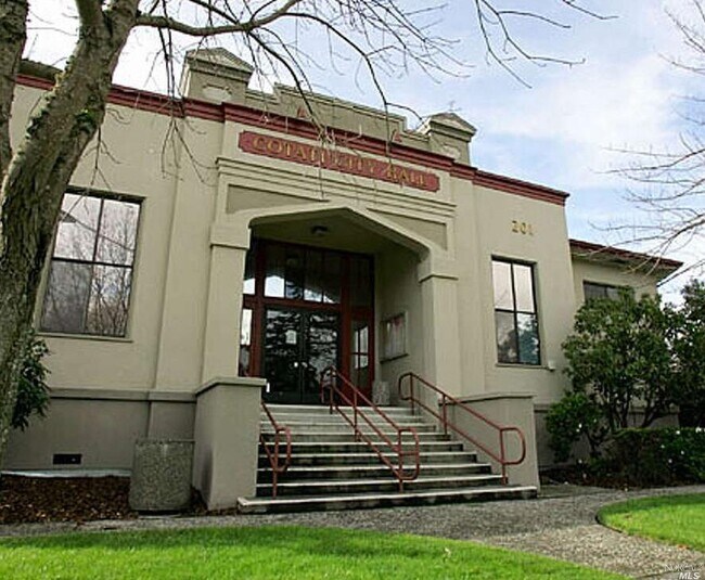 Foto del edificio - 8271 Lancaster Dr