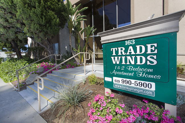 Building Photo - Trade Winds Apartments