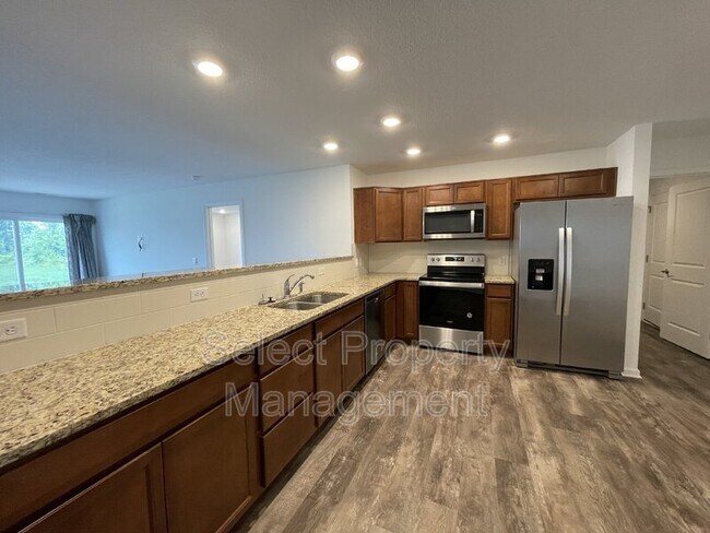 Building Photo - 12613 Watts Dr