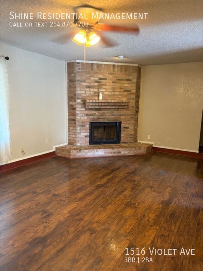 Foto del edificio - 1516 Violet Ave