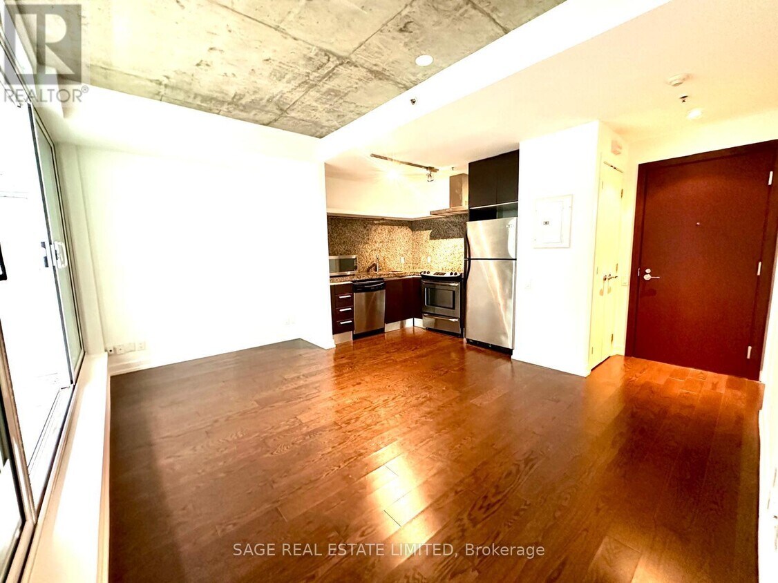 Photo principale - 75-675 Portland St