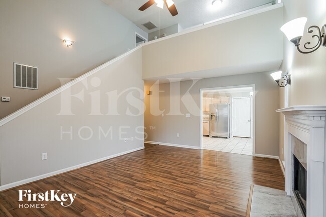 Foto del edificio - 152 Laurel Woods Dr