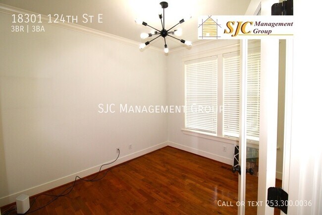 Foto del edificio - Three bedroom +office and bonus room 2.5 b...