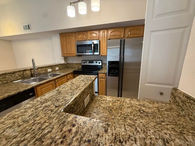 Foto del edificio - 211 SW Palm Dr
