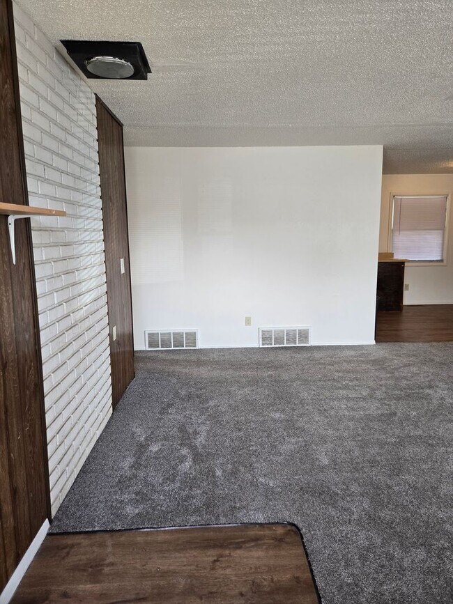 Foto del edificio - 318-320 N 19th Ave