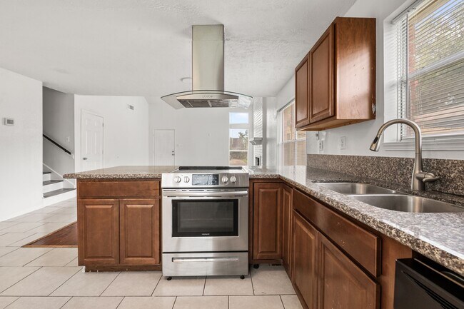 Building Photo - 7018 Stoney River Dr