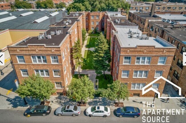 Building Photo - 3533 N Broadway