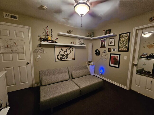 Foto del edificio - Coming Soon - San Diego City Heights Upstairs Condo Home in Beautiful Gated Complex- Available De...