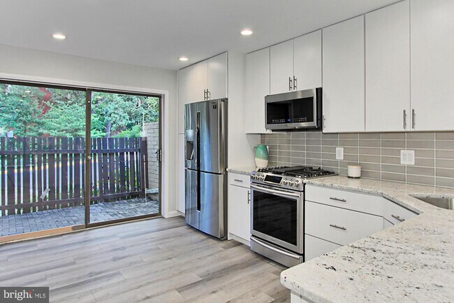 Building Photo - 11159 Saffold Way