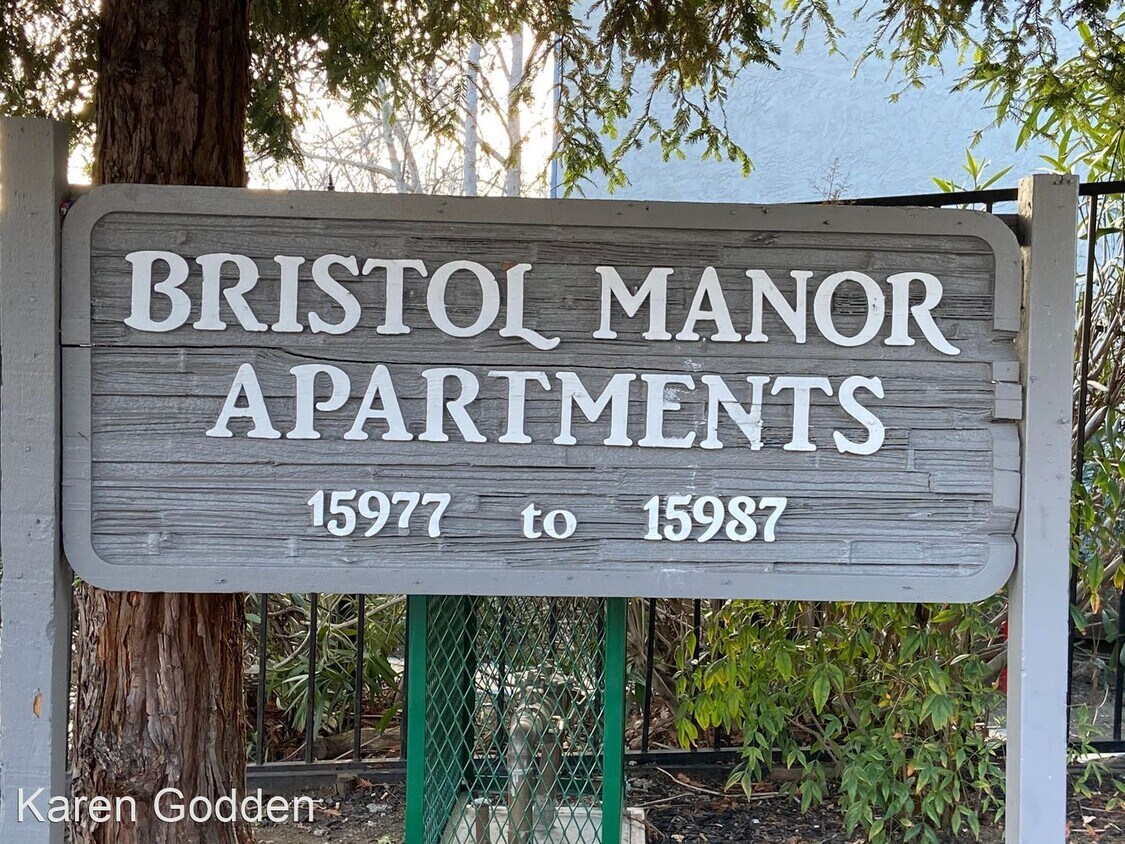 Foto principal - 15977-15987 Maubert Ave
