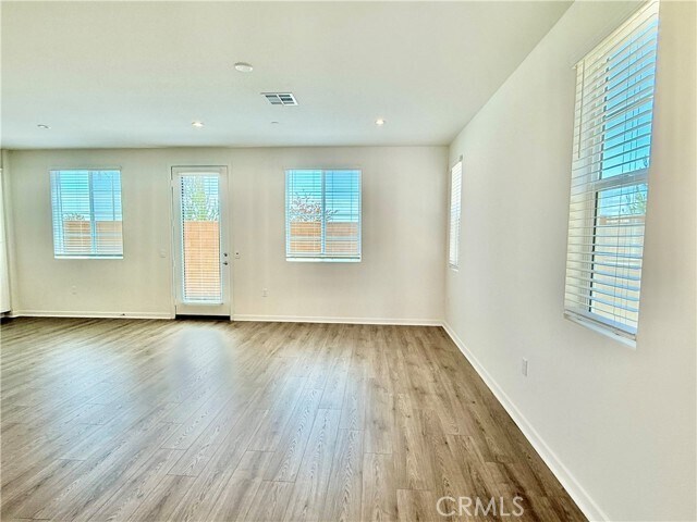 Foto del edificio - 16053 Montenegro Ln
