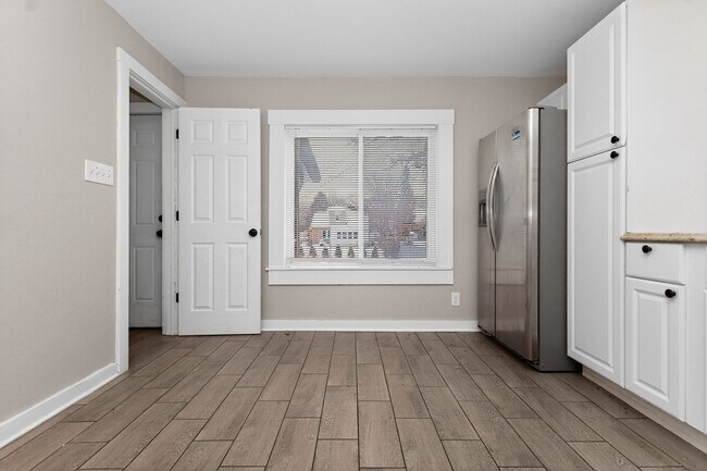 Foto del edificio - 1631 W Custer Ave