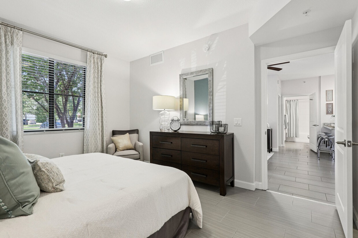 Mila Apartments - 20941 San Simeon Way North Miami Beach, FL 33179