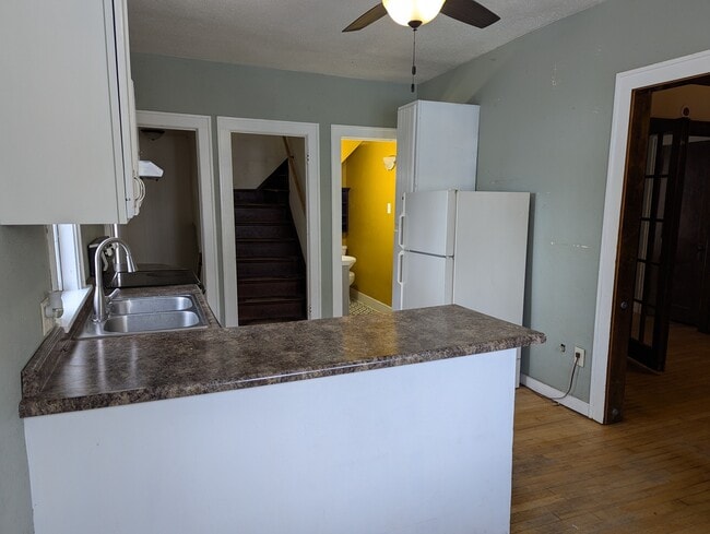 Foto del edificio - 828 W Thomas St