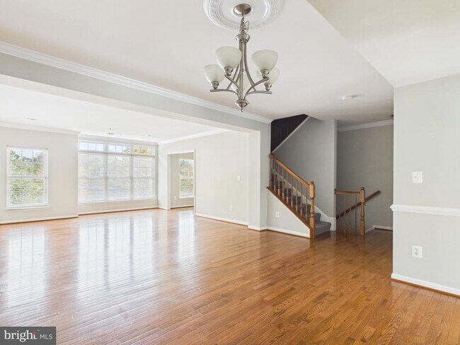 Building Photo - 4587 Whittemore Pl
