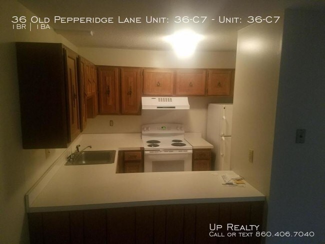 Foto del edificio - 36 Old Pepperidge Ln