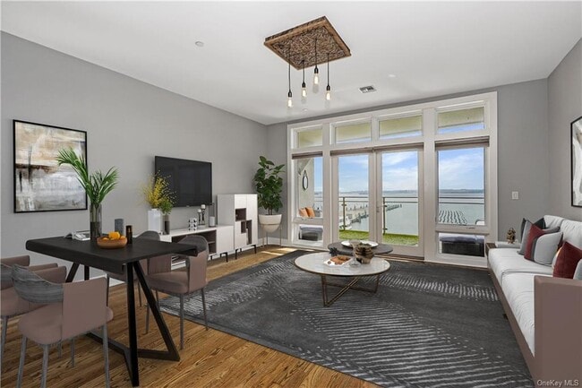 Building Photo - 90 Bay Street Landing