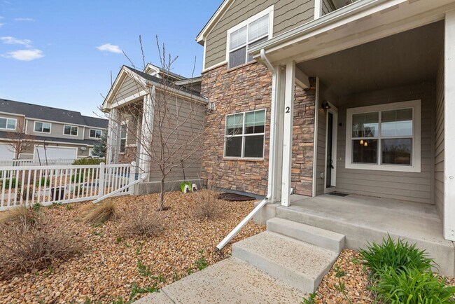Foto del edificio - 3 Bedroom Townhome in Windsor
