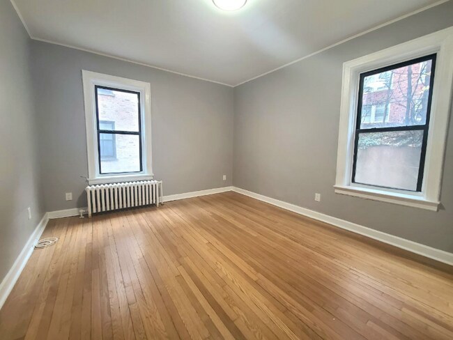 Foto del edificio - 204 Berkeley Ave