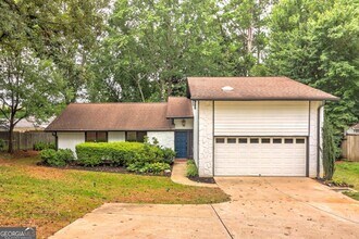 Building Photo - 1217 Fairfield Drive