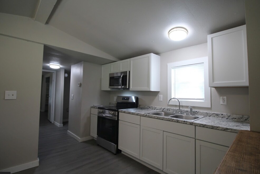 Foto del edificio - 3440 W 126th St S