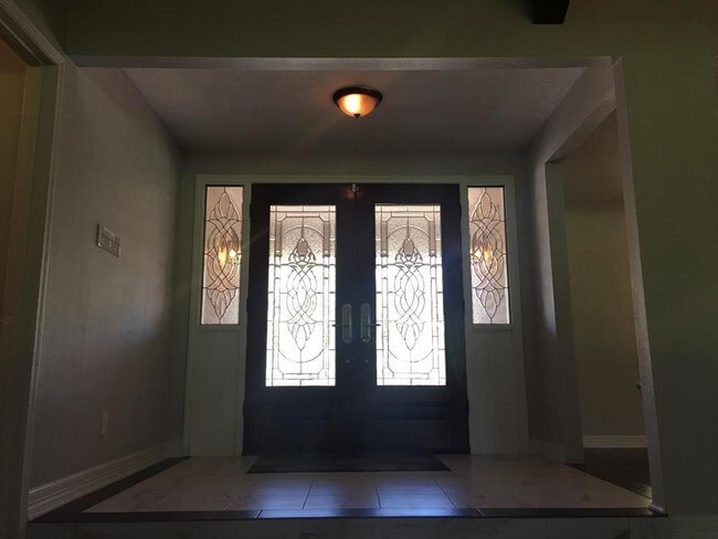 Foto del edificio - 2309 Fairway Cir