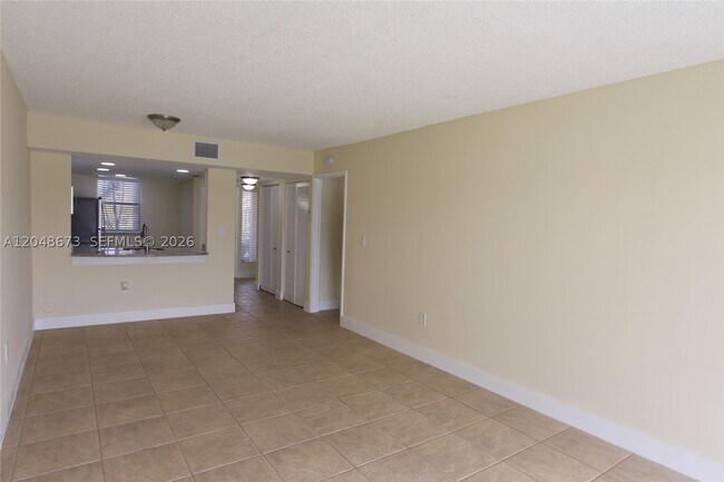 Foto del edificio - 5200 NW 31st Ave