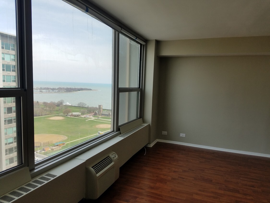 3600 N Lake Shore Dr, Chicago, IL 60613 Condo for Rent in Chicago, IL