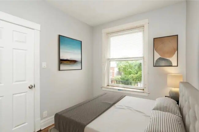 Foto del edificio - 1006 N Lawndale Ave