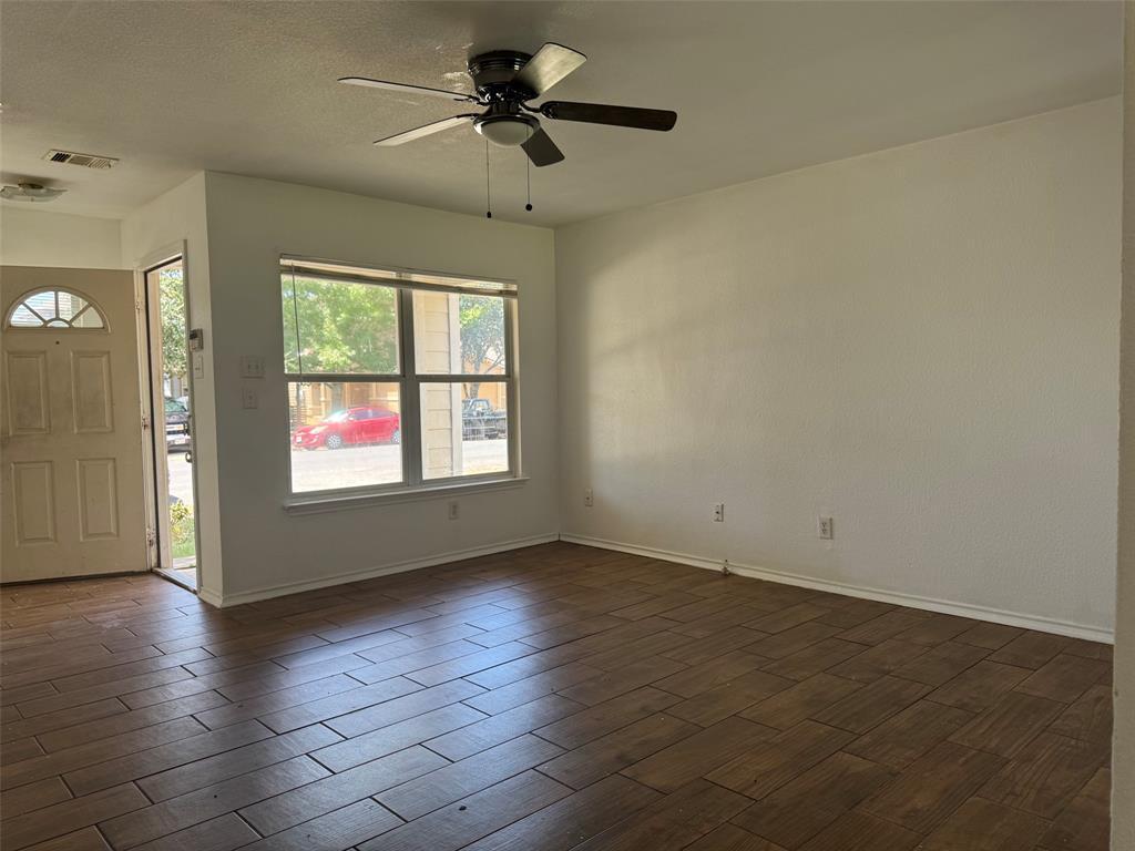 Building Photo - 13524 Coomes Dr