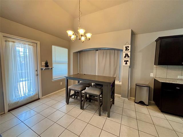 Foto del edificio - 900 Grouse Rd