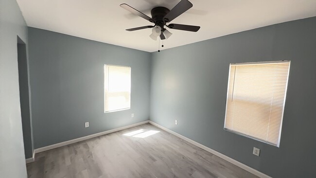Foto del edificio - Remodeled 2-bedroom house! 1st Month Free!!