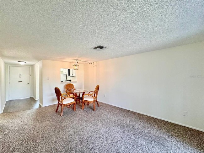 Foto del edificio - 3422 Trophy Blvd